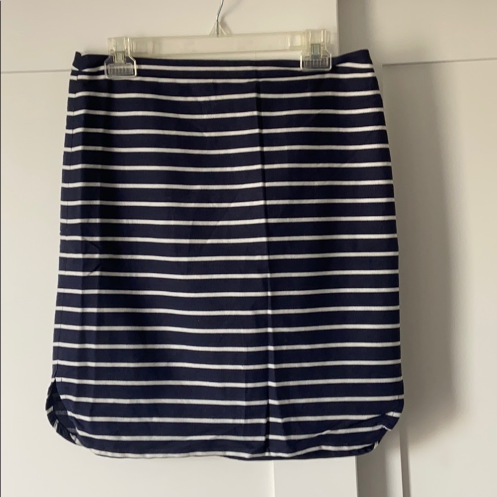 Navy & white striped Loft skirt